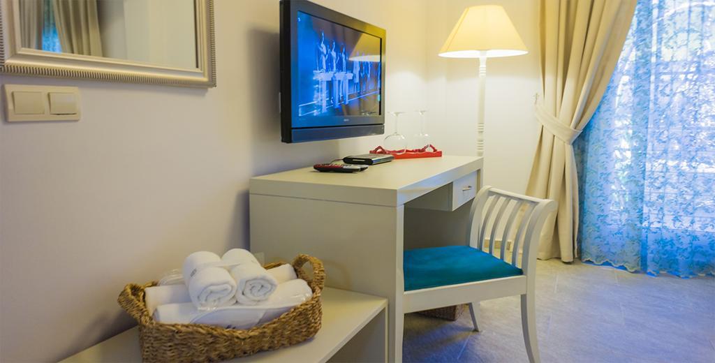 Blue Marin Hotel 바이즈 외부 사진
